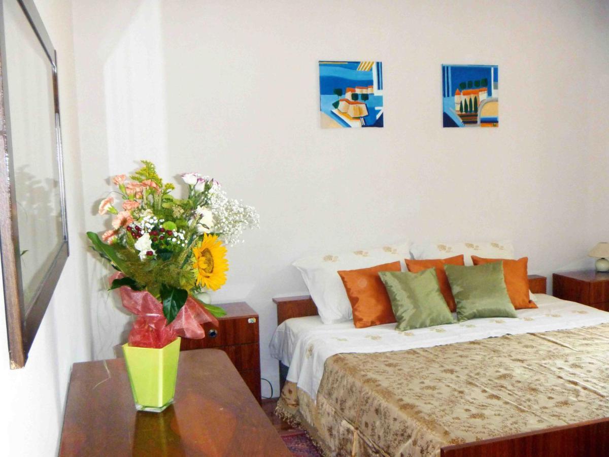 The Apartment With Air Conditioned Пореч Экстерьер фото